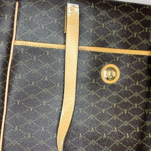 Misty Collection USA Genuine Leather Bag Purse - Picture 4 of 16